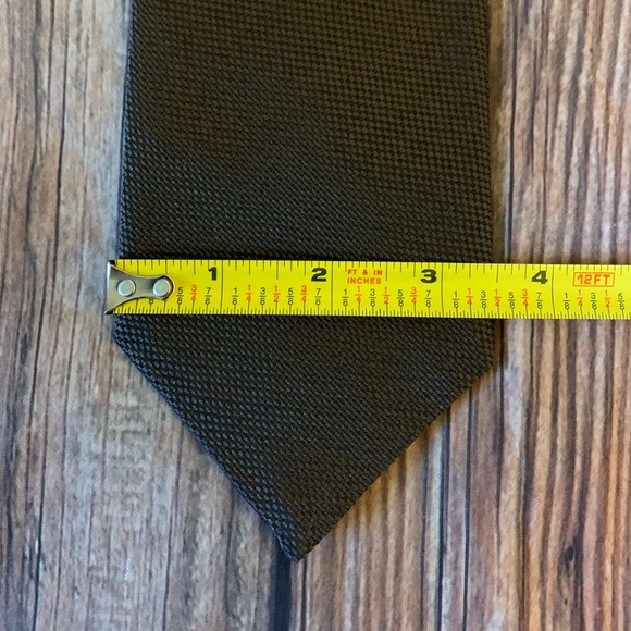 Polifroni Milano Made in Canada  Tie
Excellent Used Condition (EUC) - Picture 5 of 5